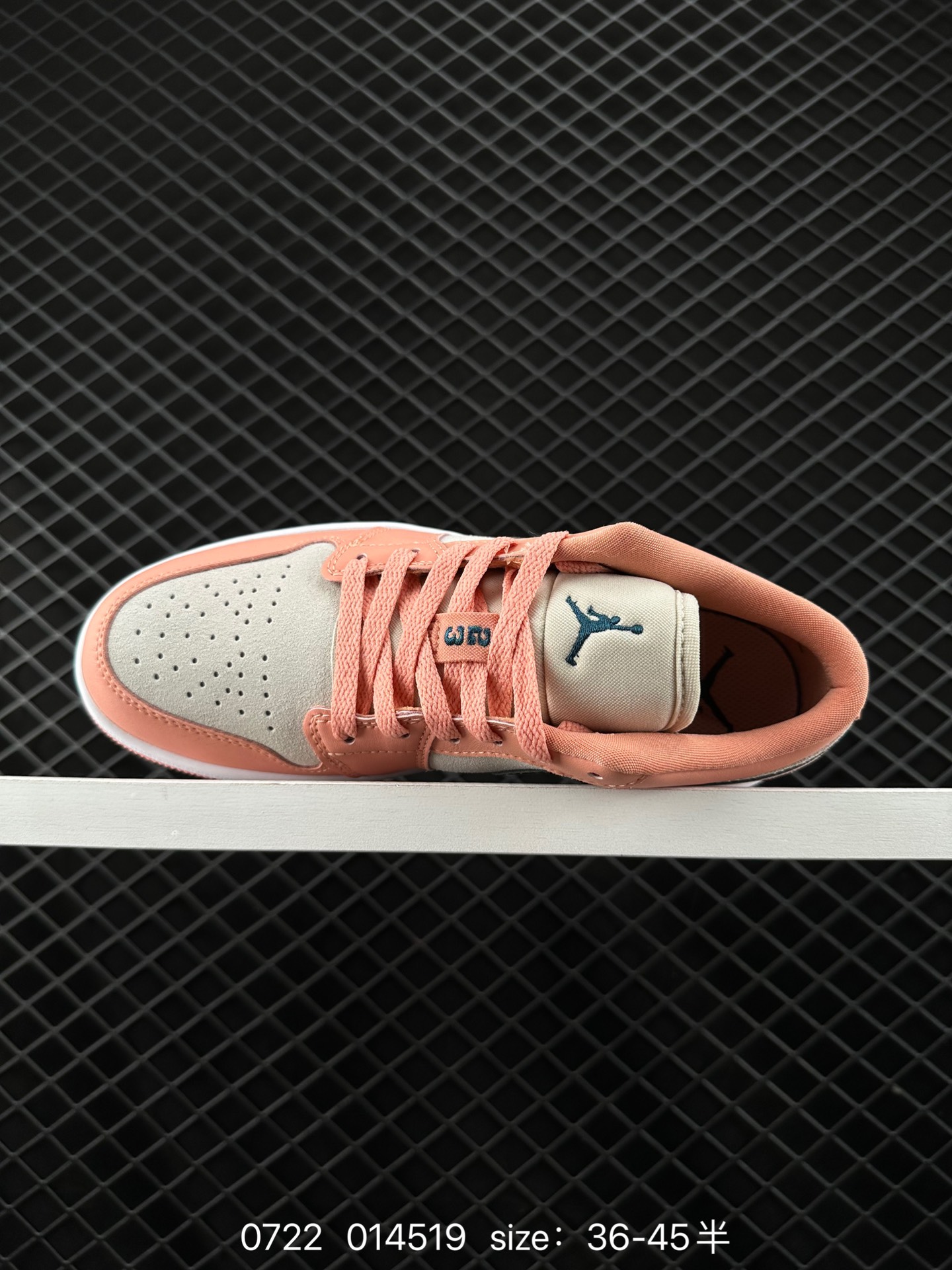 Air Jordan 1 Low AJ1